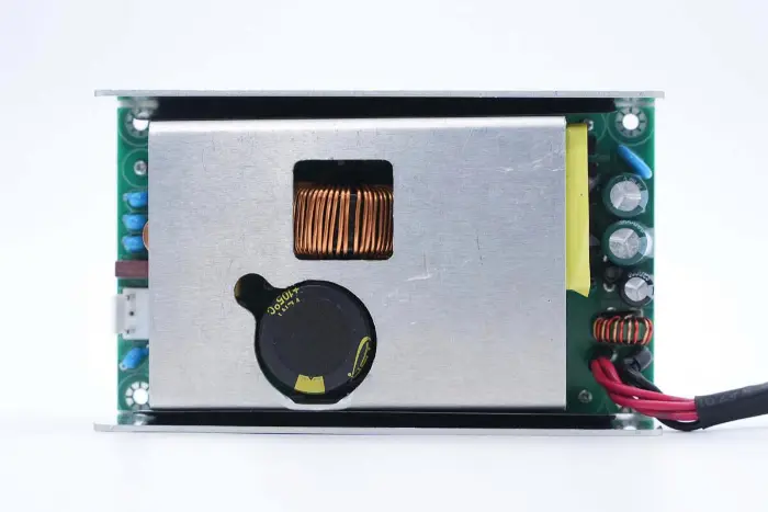 Sản phẩm mới của chúng tôi-Bộ nguồn GaN 300W