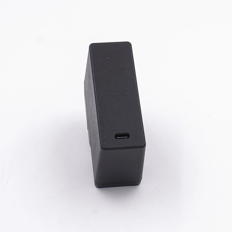 Bộ chuyển đổi nguồn cắm có thể hoán đổi 9V 3A với đầu ra cổng USB C